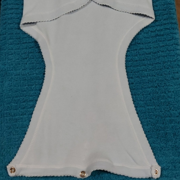 Baby's own 12M onsie - Picture 3 of 4